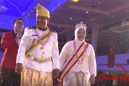 usfia-vip-chinese-flag-ammine-singapore-pageant-sep-2015